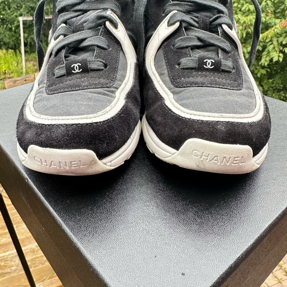 CHANEL Sneakers Size 39 - Picture 8 of 15